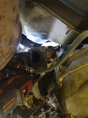 Exhaust manifold repair