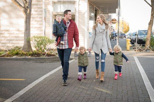 Family Photography in Edmonds Downtown