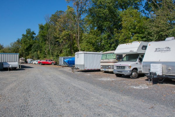 Outdoor Auto, RV and Boat Parking Available