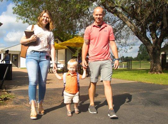 RiverPark's family friendly Park-like facility features a brand-new youth center designed for the next generation of believers.