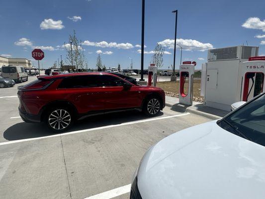 ICE Vehicle in Tesla Charging Spot!