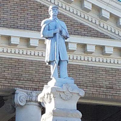 Sentry on top of the monument is made of white bronze (zinc alloy)