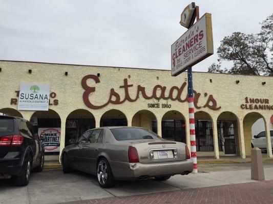 Estrada's Cleaners & Tuxedo Rental