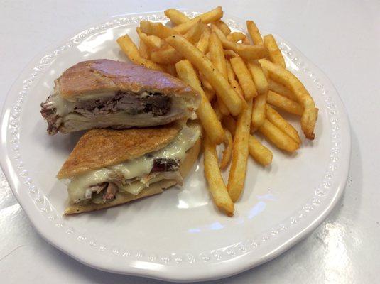 Chefs Cubano Sandwich