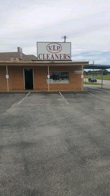 V.I.P. Cleaners