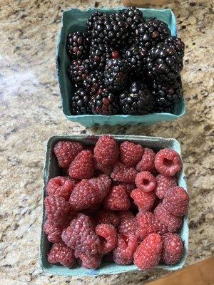 Fresh berries