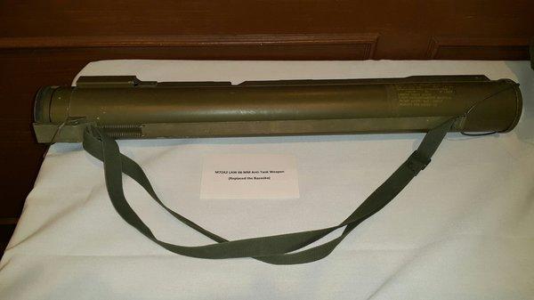 Shoulder held anti-tank missile launcher