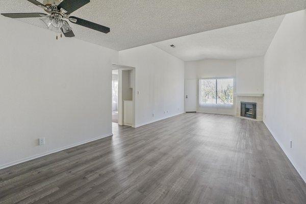 Apartmetns for Rent / Best Apartments for Rent / Apartments In Northridge / Apartments By CSUN /
 Apartment Complex / Apartment Complexes