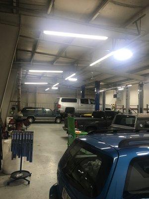 Full Service Shop