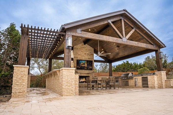 covered outdoor patio