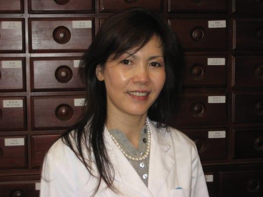 Dr. Cindy Li