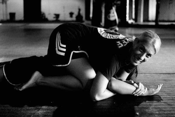 Coach Danika with a No-gi keylock from mount, Daddis Mixed Martial Arts Academy Cherry Hill NJ