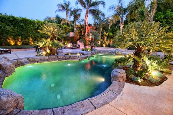 9118 Morning Glow Way in La Tuna Canyon 
 Sold for $1,200.000.00
 www.latunaluxury.com