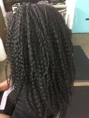 Kinky crochet hair