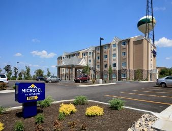 Microtel Inn & Suites by Wyndham Triadelphia/Wheeling