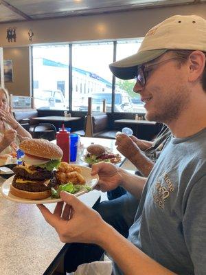 Double Cheeseburger!