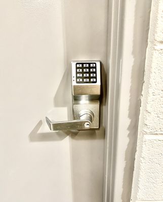 Commercial Lock Installation and Repair