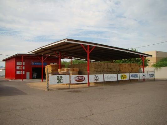 Alfalfa Hay, Bermuda Hay, and Wheat Straw are always in stock. Quality, price, availability, and dependability are our beliefs!