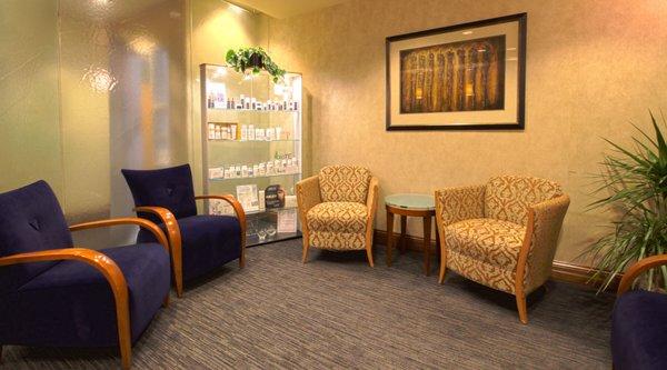 Atagi Plastic Surgery & Skin Aesthetics Waiting Room Area