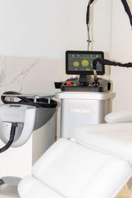 Laser Hair Removal Machine at Thérapie Clinic