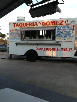 Best taco truck on this side of Katy!!