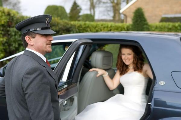 If you're looking for that perfect vehicle for your wedding St Louis Limo Rentals will handle your transportation needs on your special day!