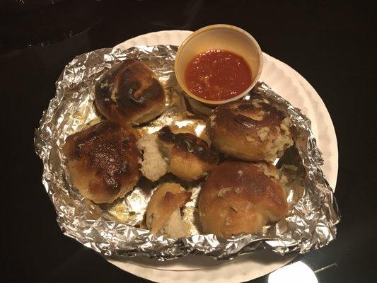 Garlic knots