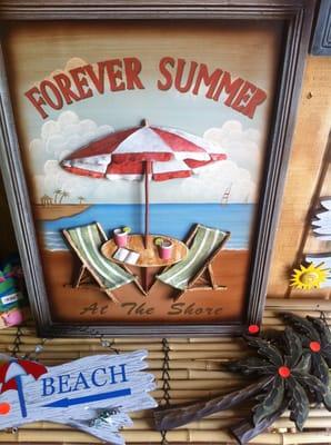 Super cute beachy decor!