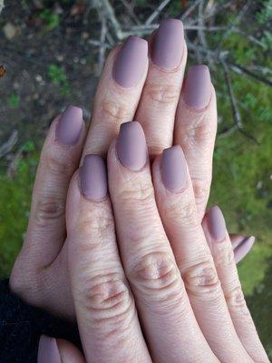 Soft matte coffin acrylic nails. Look natural!