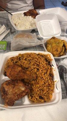 Fried chicken plate and tostones