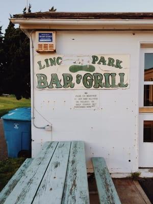 Lincoln Park Bar & Grill