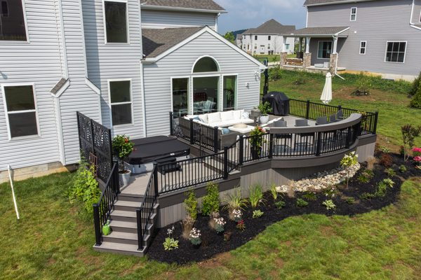 Custom Deck with Bar and built in Hot Tub