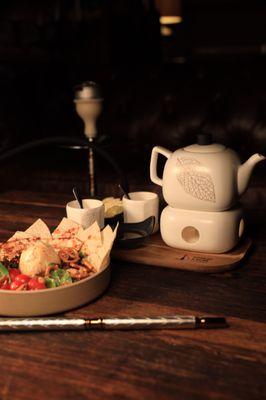 Burrata salad, pot of tea, hookah