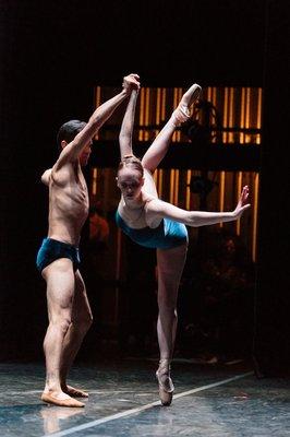 Contemporary ballet company DawsonDanceSF at TWDCC's annual Winter Dance Fest