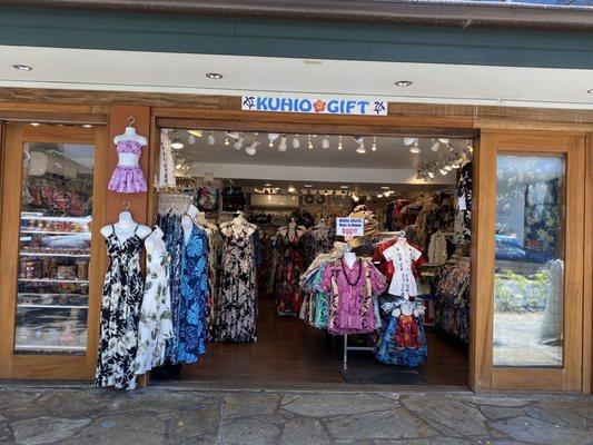 07.15.22 Kuhio Gift Outlet