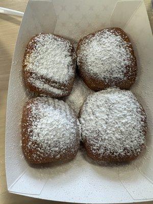 Powdered Sugar dessert rolls