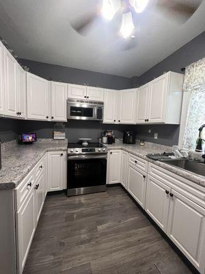 Kitchen cleaning- cabinets included!