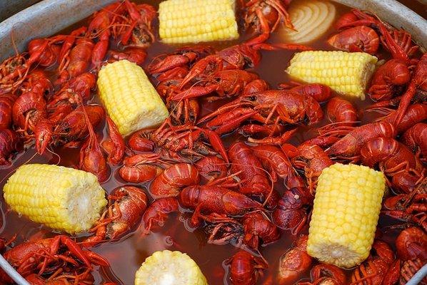 Boiled crawfish with corn