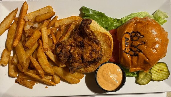 Fried chicken sandwich