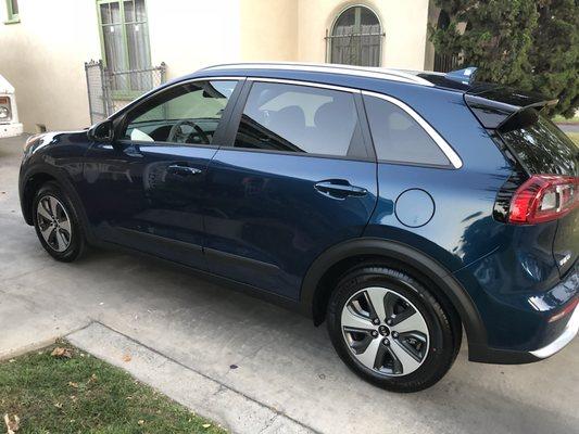 2018 Kia Niro delivered to another happy client! Call today for you next vehicle! (800)520-1011 or email sales@platinumautola.com