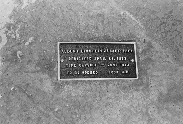 To be dig up in a ceremony in the year 2000.  Did this happen? do you have any information regarding the status of this capsule?