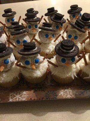 Snowman cupcakes. Ingredients purchased at Shaw's.