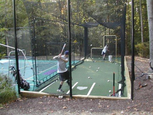 Baseball/golf combo cage