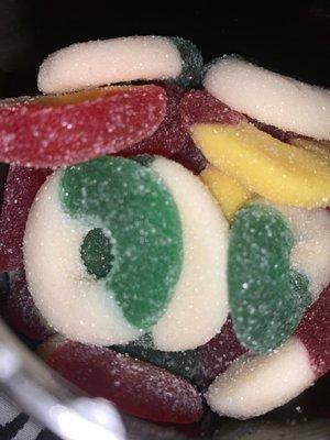 Delicious CBD gummy rings from R+R