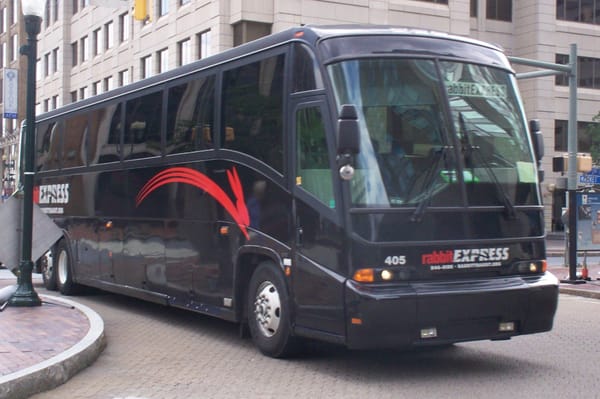 Rabbit Transit - MCI E-series - 405