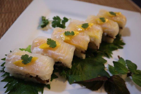 Hirame (Halibut) Oshi Sushi