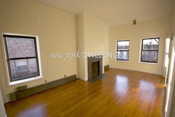 A floor-thru apt in Cobble Hill