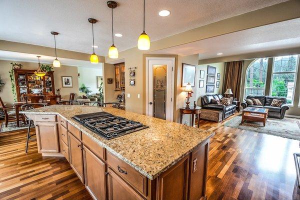 Want to cook in a kitchen like this? Contact us today!