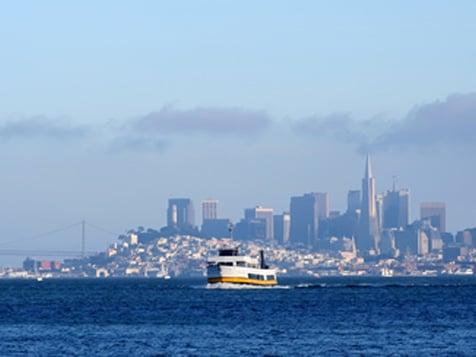 Just a 5 minute walk from the Golden Gate Ferry.