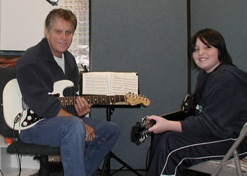 Guitar teacher for lessons in Everett Mukilteo Snohomish.